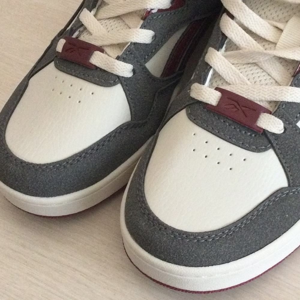 New Reebox Sneaker size 4K - Picture 3 of 9